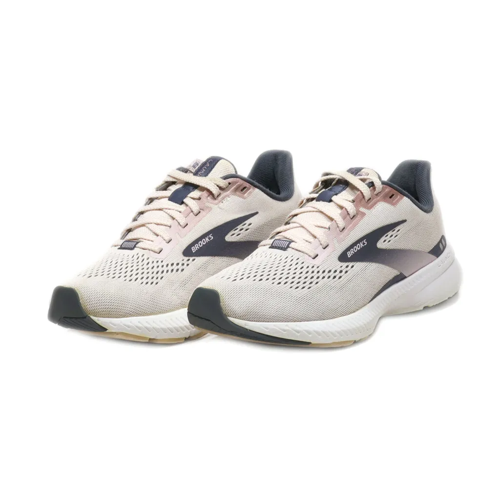 Brooks Launch Sport Shoes Leather Grey Colour For Women