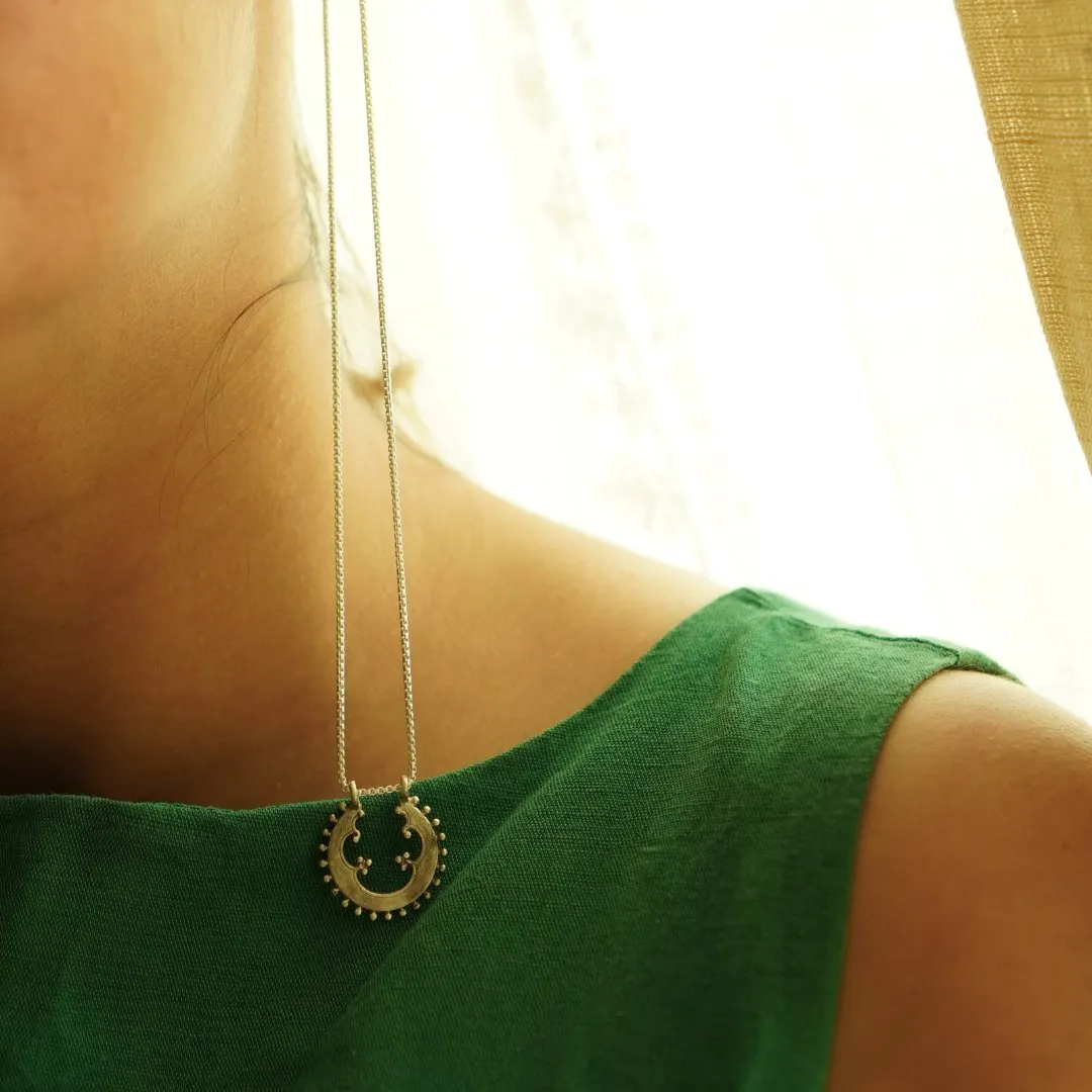 Chaarbagh Long Earclip