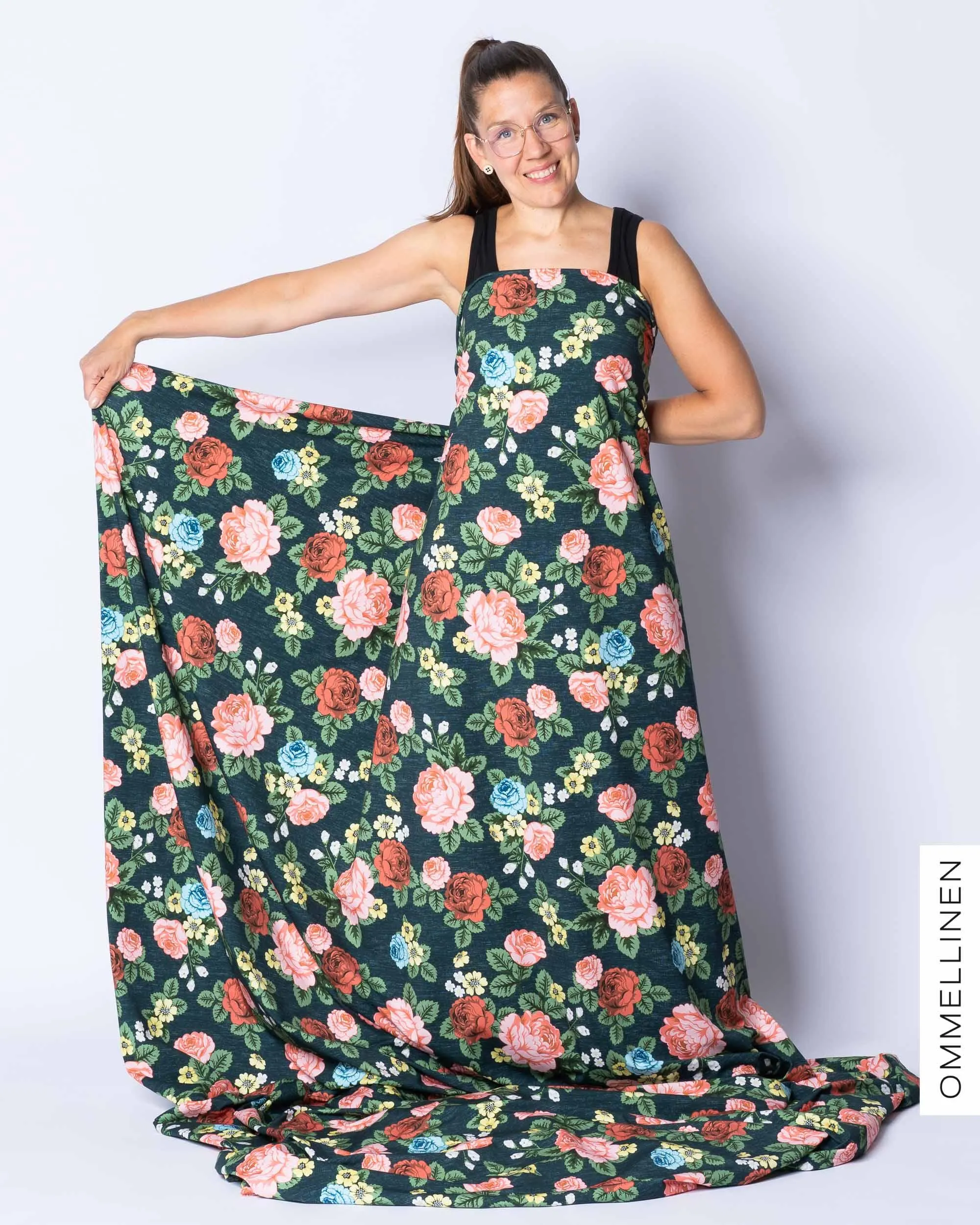 Digitrikoo, Babushka Roses - sininen/roosa