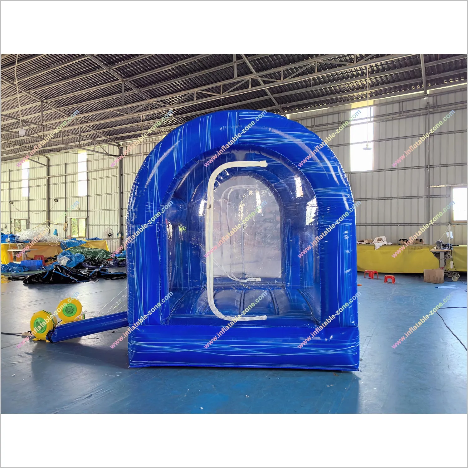 Outdoor Inflatable Christmas Snow Globe Custom Backdrop Human Size Snow Globe Photo Booth For Party