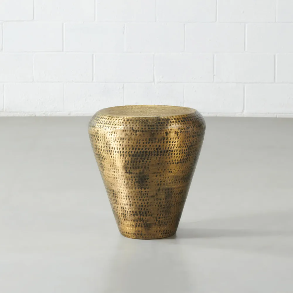 OZMA - Metal Side Table
