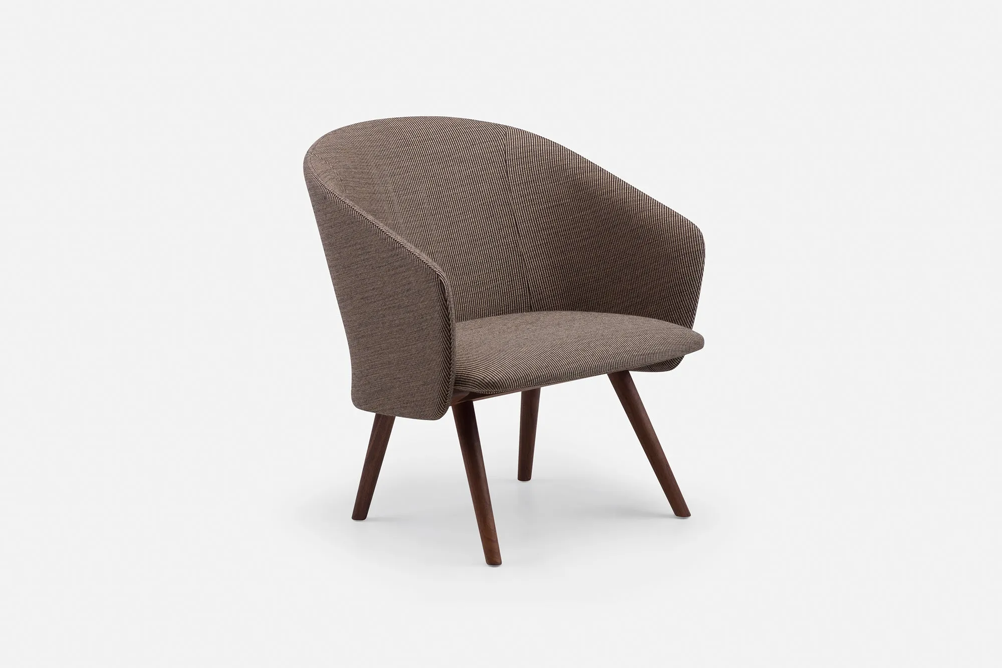 SAIA LOUNGE CHAIR