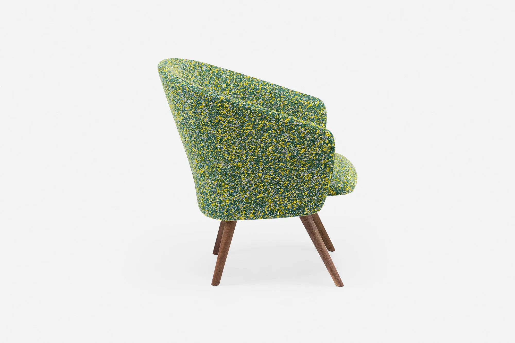 SAIA LOUNGE CHAIR