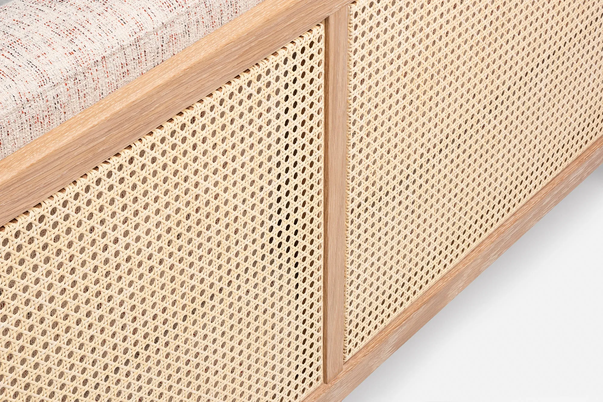 THRONE SOFA - RATTAN