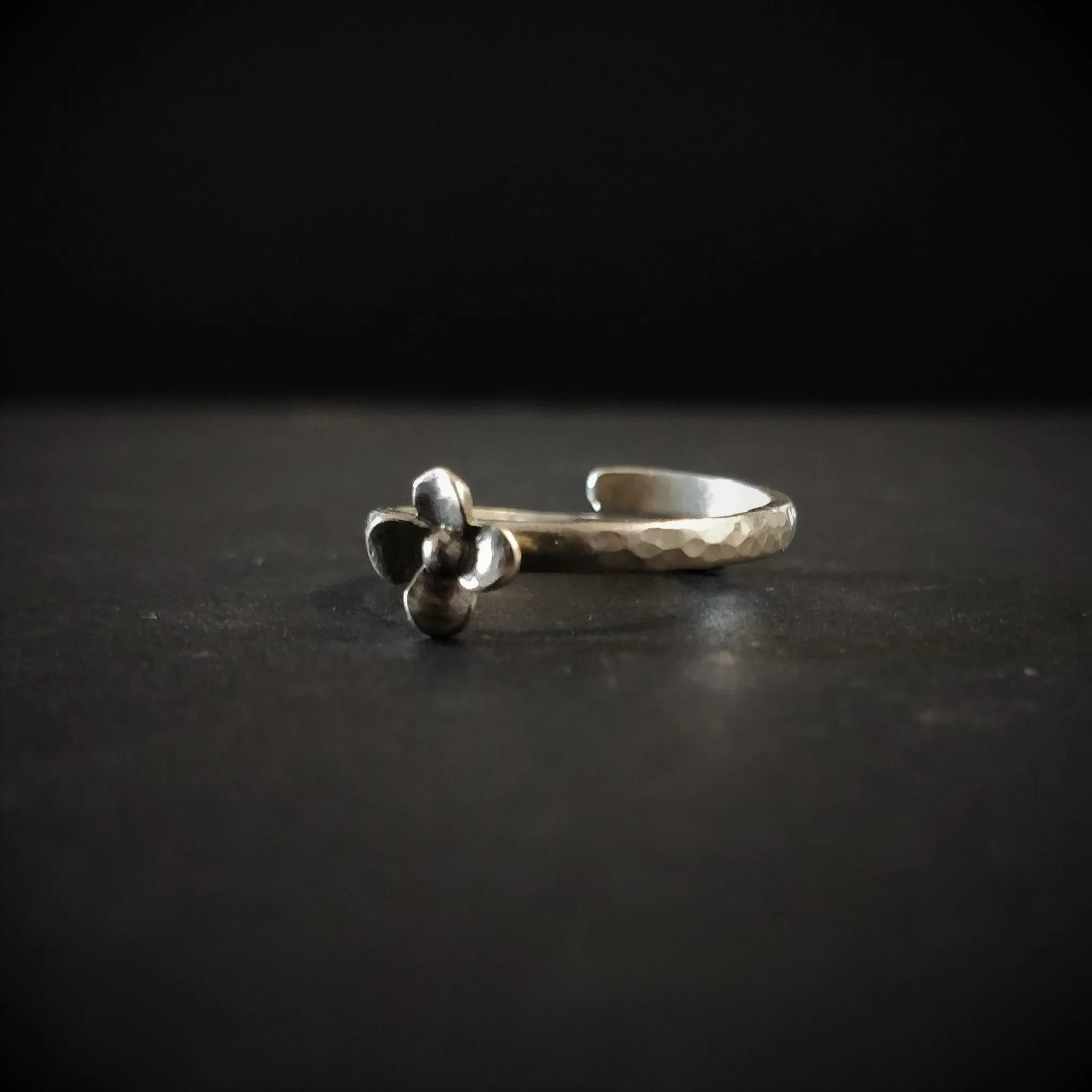 Tiny Flower Finger Ring